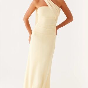 Elegant Cream One-Shoulder Dress